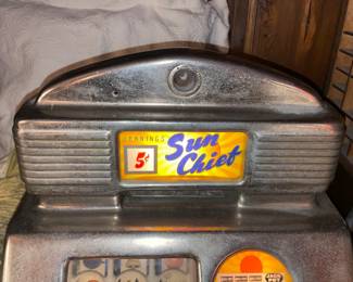 BEAUTIFUL Antique "Sun Chief" Slot Machine By Jennings
