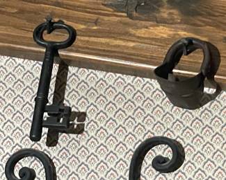 Wall & Ceiling Hanging Gadgets, Tools, & Assorted Antiques