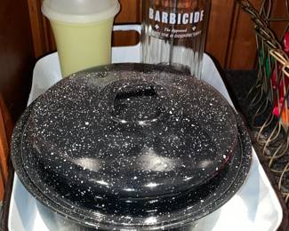 Camping Style Tin Covered Pot