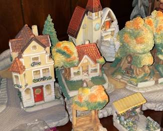 Hummel Miniature Village W/ Buildings & Figurines