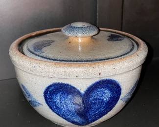 BEAUTIFUL Pottery Collection By Notable Studios & Artists (Wisconsin Pottery, W.A. Macquiod & Co/Pottery Works/Little 12th Street, Rowe Pottery Works, Salmon Falls Stoneware, Buffalo Pottery Co, Roseville Ohio, Williamsburg Pottery, Cooksburg Pottery, Three Rivers Pottery, Etc.)