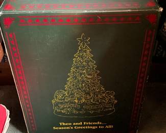 Boyd's Bears Christmas Tree Light Up Figurine