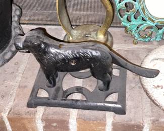 Cast Iron Dog Nutcracker