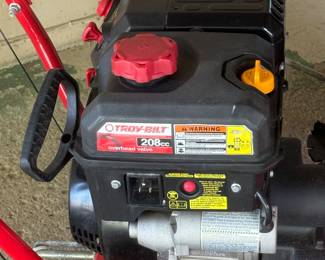 Troy Bilt 2410 Snow Blower