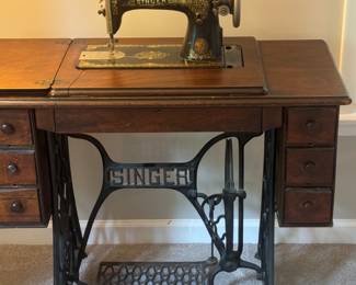 Vintage Singer Sewing Machine