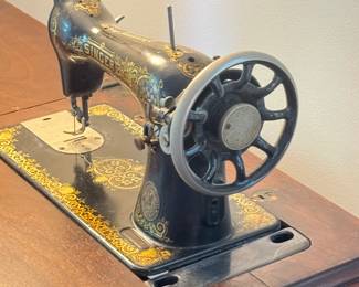 Vintage Singer Sewing Machine