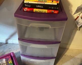 Storage bins