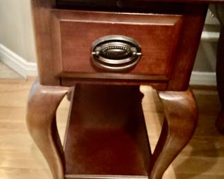 Small side table w/ drawe