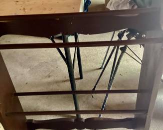 Quilt/Bedspread stand