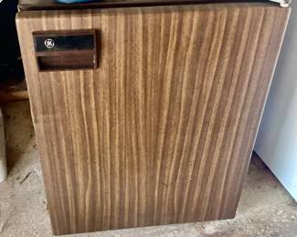 Mini fridge