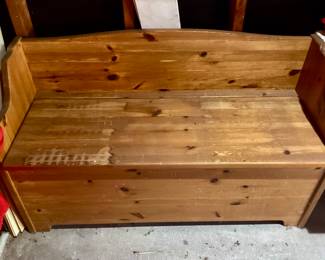 Storage bench
