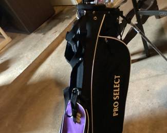 Brand new set of golf clubs