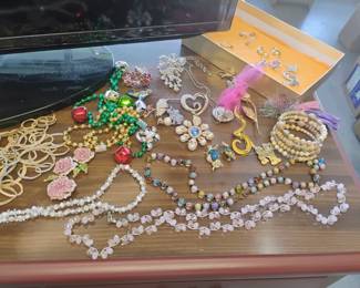 Jewelry $5 piece