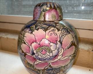 Chinese Famille Rose Vase