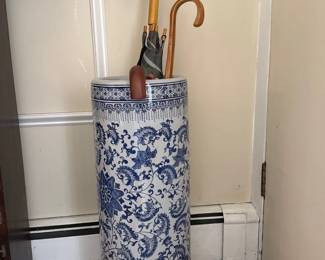 Red Lantern Oriental Furniture 6 Umbrella Stand