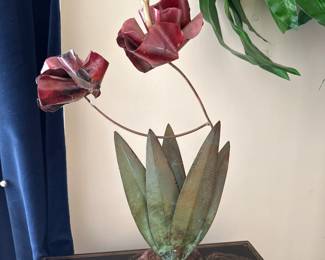 Amaryllis flower by Mario Jason