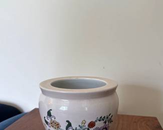 Porcelain Jardiniere Pot
