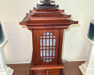 Chinese Pagoda Lantern Table Lamp