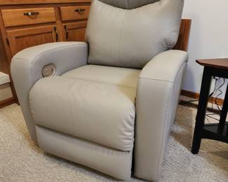 Recliner