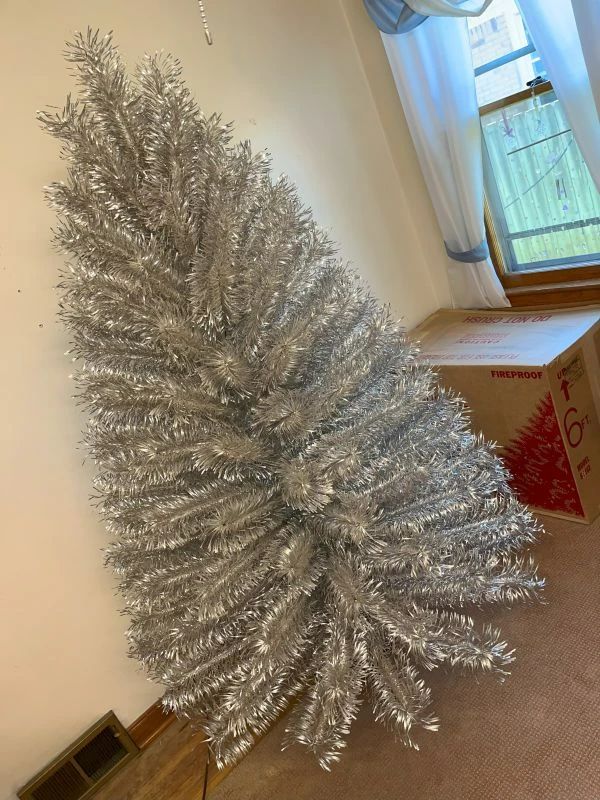 140 Revlis Starlite Vintage Stainless Tree Detailmin