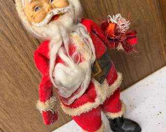140 Vintage Standing Santa Decormin