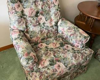 140 Sofas Chairs Floral Armchairmin