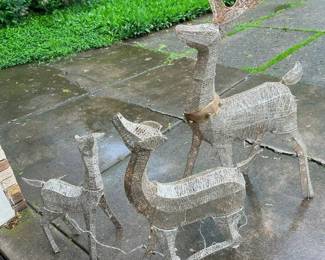 140 Yuletime PreLit 3D Glitter Deer Lawn Decor Setmin