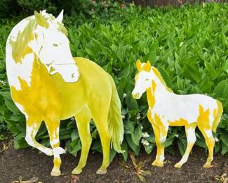 140 Painted Horses Metal Yard Decormin