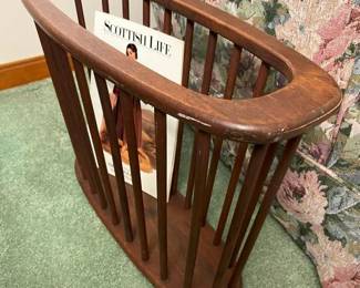 140 Arthur Umanoff Danish Modern Walnut Vintage Magazine Rackmin