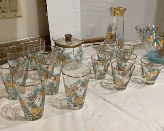 Beautiful Mid Century Serving Set
