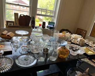 glass serveware, wooden salad bowl and small salad bowls x8