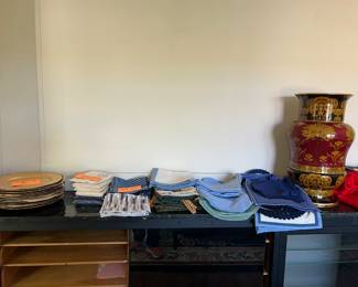 tabletop linens, placemats, napkins