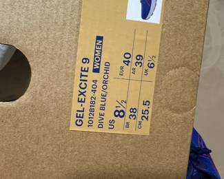Asics Gel Excite women size 8.5