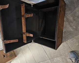 Nesting boxes