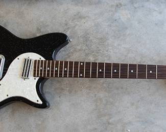 1084 Brownville Guitar 125.00