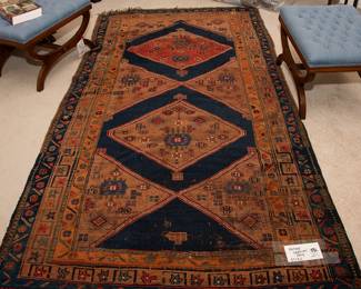 4.7 x 8.2 Rug