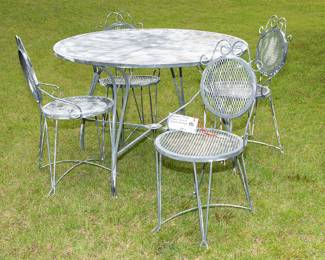 Outdoor Table and 4 Chairs