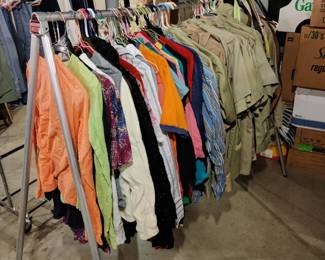 womans clothing small sizes and plus size