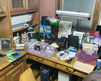 office desk  office supplies