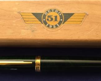 CARAN d'ACHE GENEVE Green LACQUER Fountain Pen
