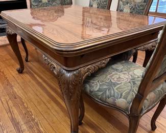 B12 Table and Chairs