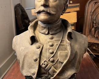 Bronze bust of Marechal FOCH - Excellent condition, includes markings (France)