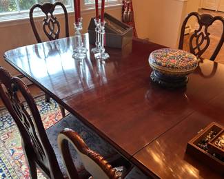 Thomasville Dr- 8 Chairs, China Cab & Sideboard too!