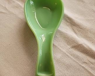 Jadeite spoon rest