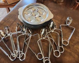 Escargo equipment