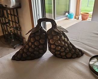 Grape Bookends