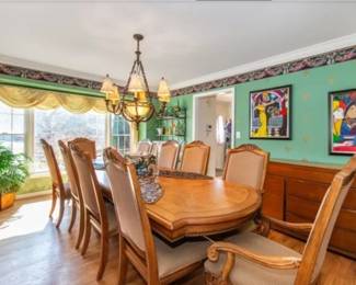 Dining room table & chairs sold