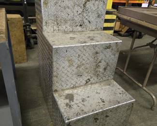 Aluminum Diamond Plate 3-Step Display Riser
