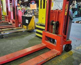 Interthor Model LX054E1401 Electric Pallet Jack - 2200lb Capacity