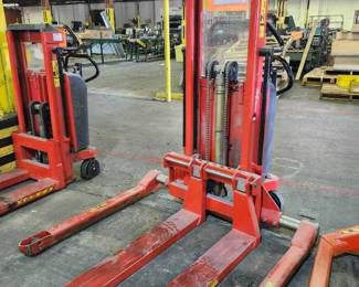 Interthor Model TSS22ME54A60, ELFS 1001/1370 Electric Stacker - 2200lb Capacity